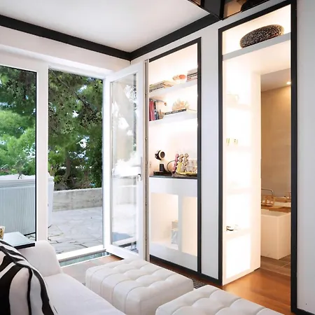 Elegant Lozica 4 Bedrooms Palazio Seafront Beautiful Infinity Pool * Dubrovnik