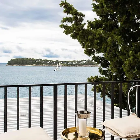 Elegant Lozica 4 Bedrooms Palazio Seafront Beautiful Infinity Pool * Dubrovnik