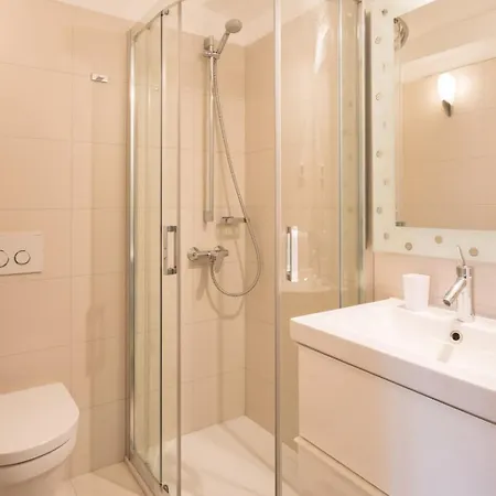 Villa Elegant Lozica 4 Bedrooms Palazio Seafront Beautiful Infinity Pool
