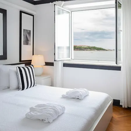 فيلة Elegant Lozica 4 Bedrooms Palazio Seafront