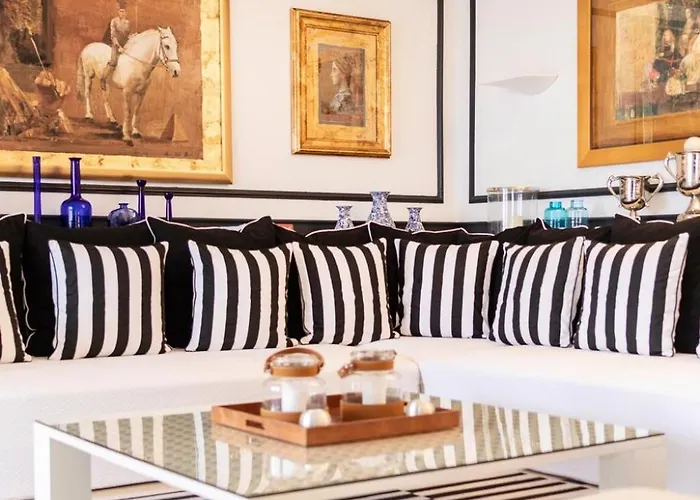 Elegant Lozica 4 Bedrooms Palazio Seafront Villa